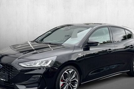 Ford Focus 35.933 km 22.950 € Ludwigsburg 71636