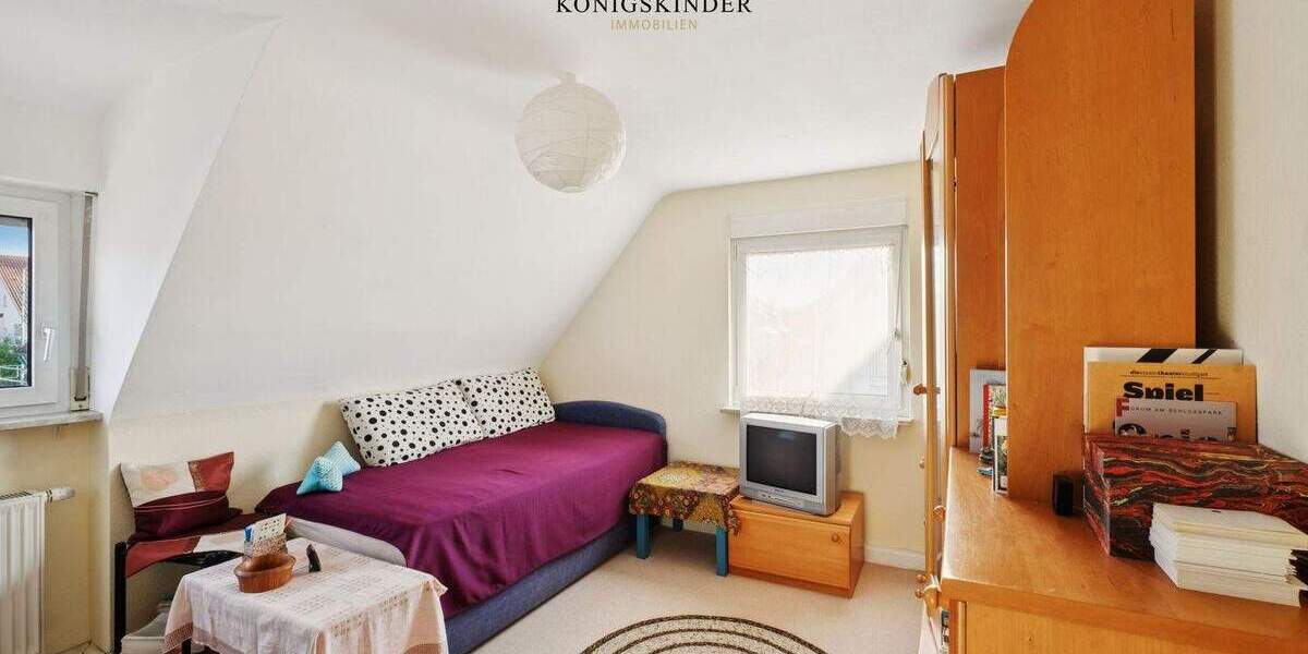 Mehrfamilienhaus, Wohnhaus Stuttgart Weilimdorf - 9 Zimmer, 191 m&sup2;, 699.000&euro; | Angebot:25678028