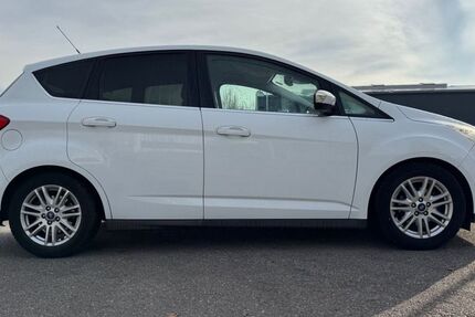 Ford C-Max 174.823 km 2.999 € Markgröningen 71706