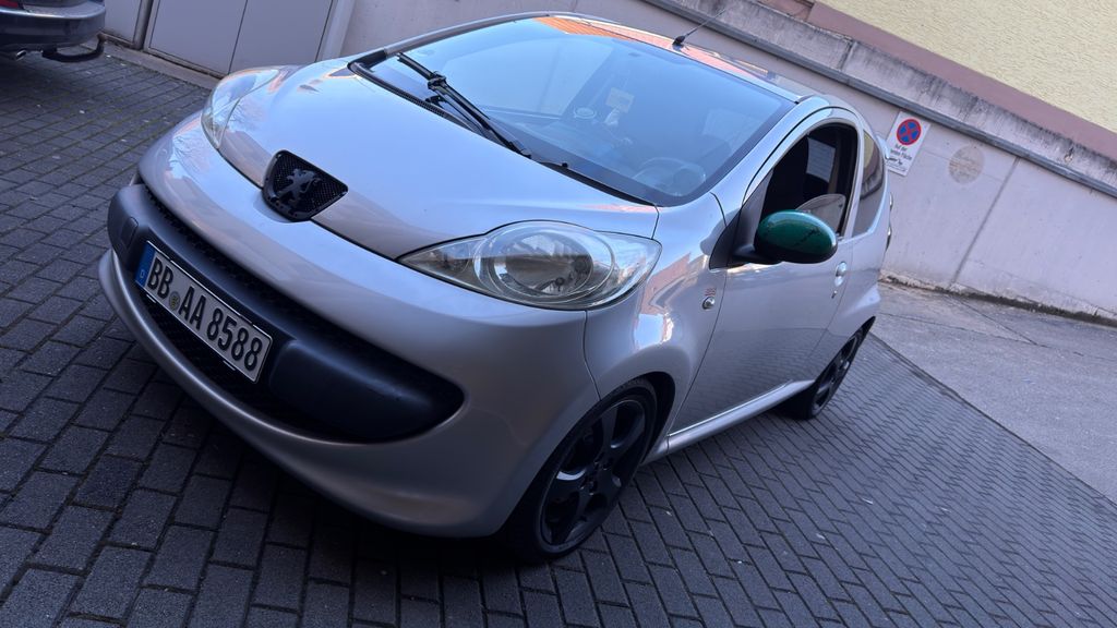 Peugeot 107 250.858 km 1.000 &euro; Renningen 71272