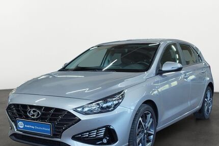 Hyundai i30 71.374 km 14.890 &euro; Stuttgart 70190