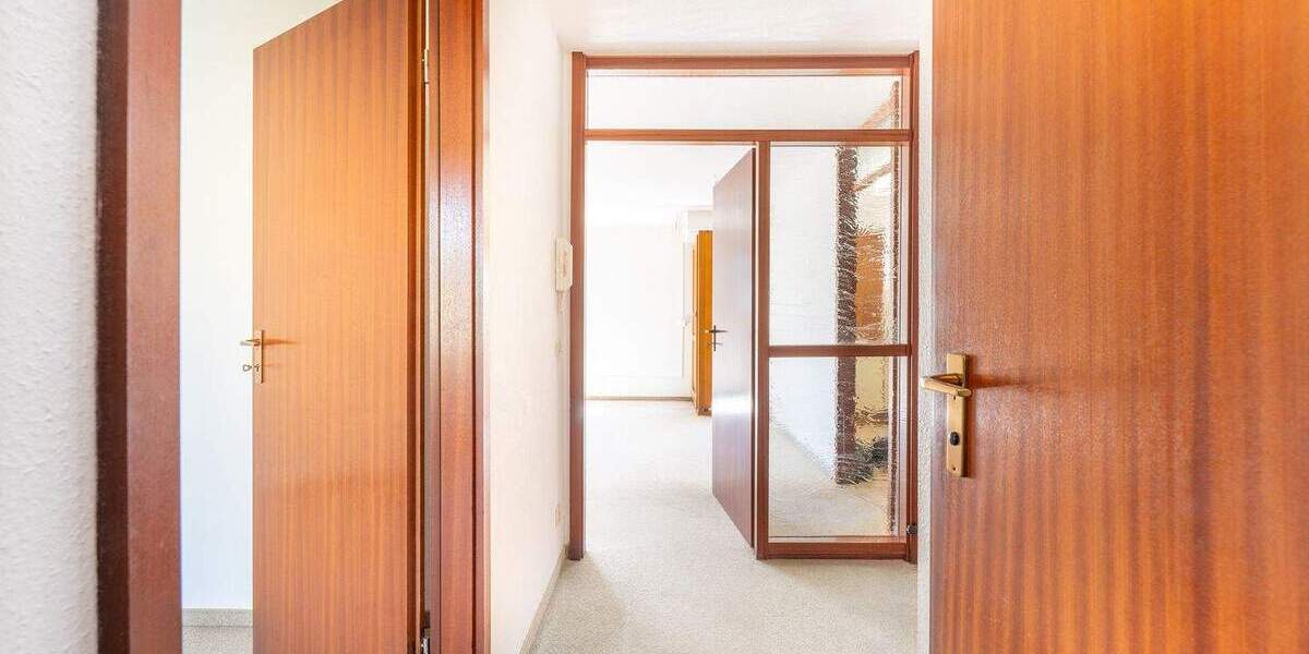 Schöne 2-Zimmerwohnung mit Balkon in Birkach 2 zimmer