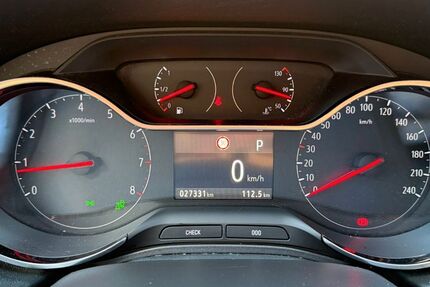 Opel Grandland (X) 28.000 km 17.900 € Stuttgart 70199