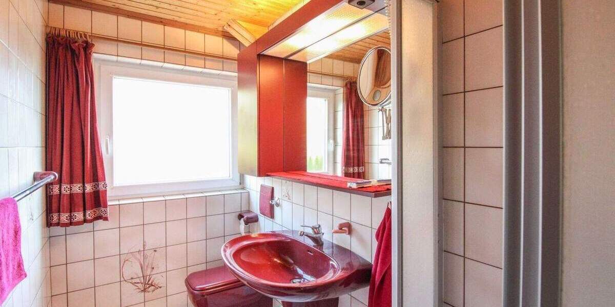 Einfamilienhaus Stuttgart Rot - 6 Zimmer, 450.000&euro; | Angebot:24858609