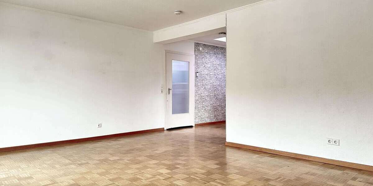 Etagenwohnung Esslingen Oberesslingen - 3 Zimmer, 86 m&sup2;, 190.000&euro; | Angebot:25276935