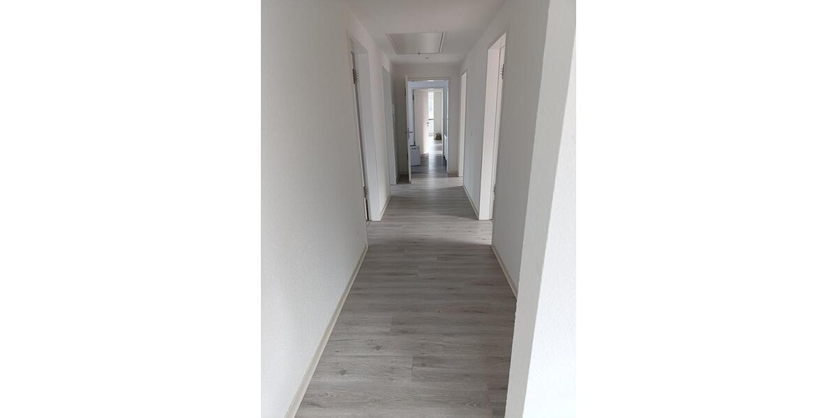 Dachgeschoßwohnung Tübingen - 3 Zimmer, 15 m&sup2;, 510&euro; | Angebot:25551122