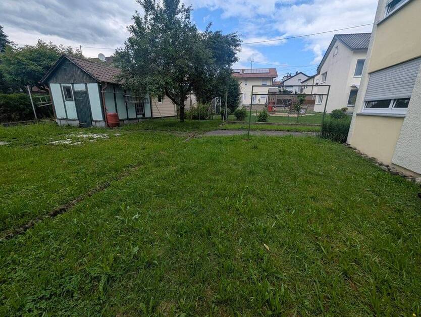 Gepflegtes Ein- bis Zweifamilienhaus mit Pelletheizung, großem Garten und Ausbaumöglichkeiten 9 zimmer