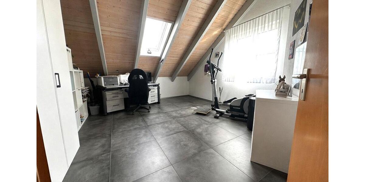 Maisonettenwohnung Filderstadt - 4.5 Zimmer, 127 m&sup2;, 498.000&euro; | Angebot:26180308