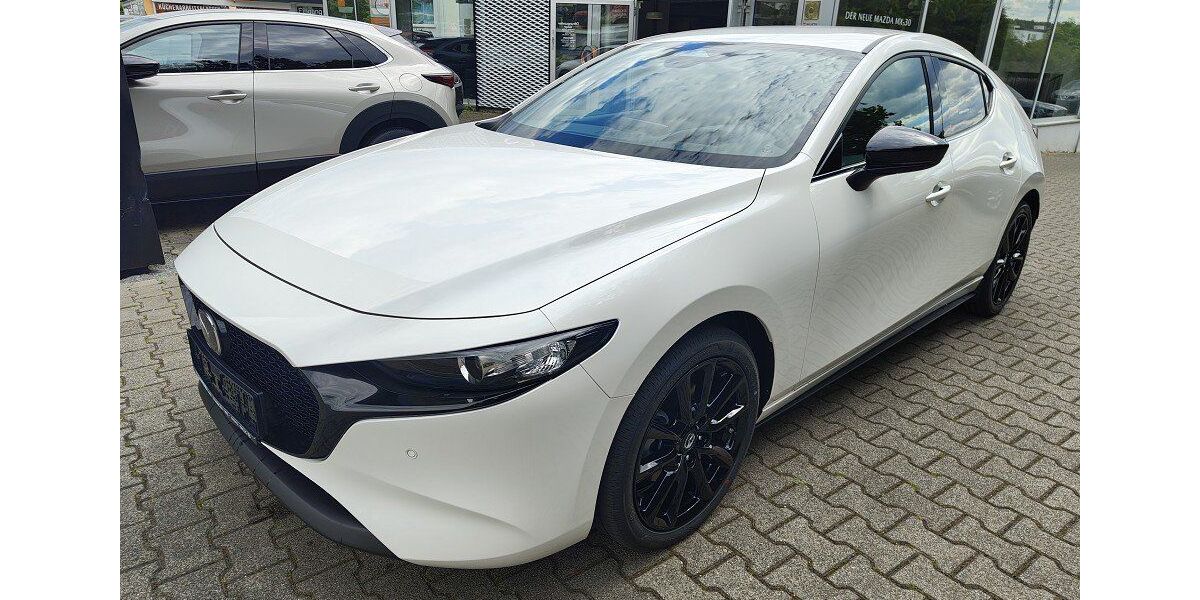 Mazda 3 4.656 km 26.490 &euro; Vaihingen 71665