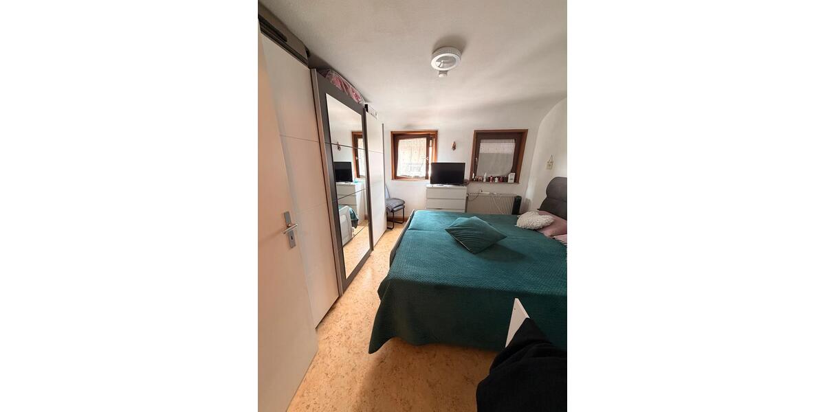 Dachgeschoßwohnung Stuttgart Birkach - 3 Zimmer, 60 m&sup2;, 900&euro; | Angebot:26697065