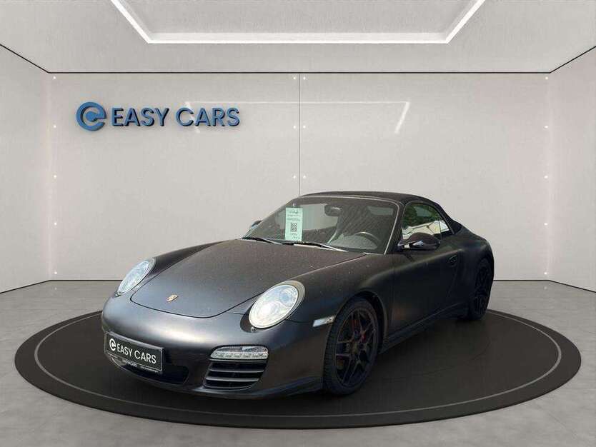 911