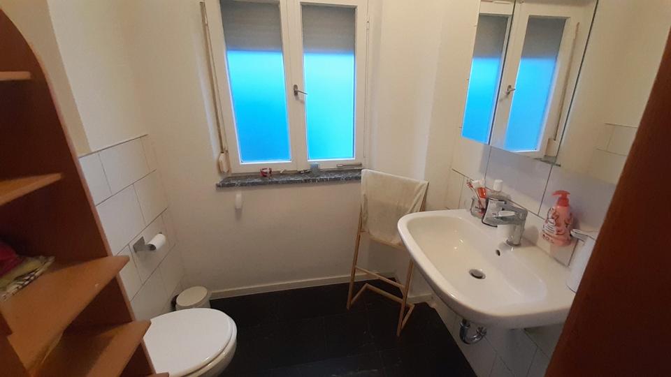 Einfamilienhaus Besigheim - 5 Zimmer, 130 m&sup2;, 1.400&euro; | Angebot:25477620