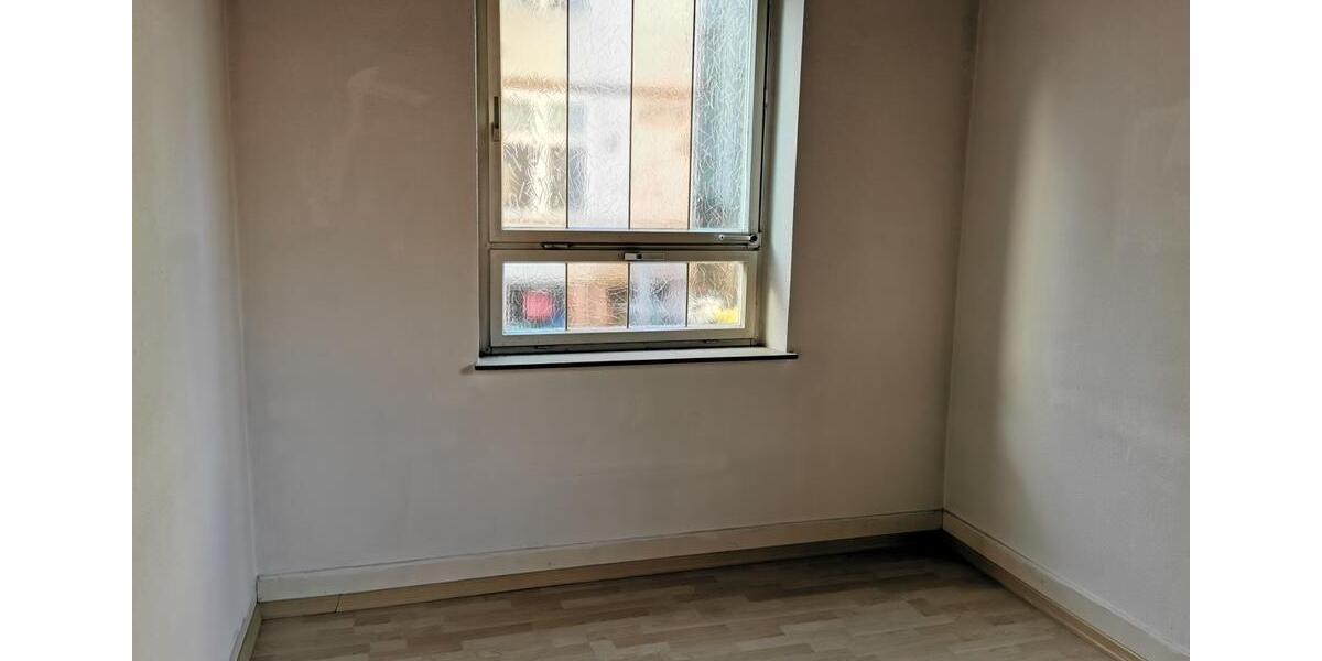 4-Zimmer-Wohnung in ruhiger Hinterhauslage – Bad Cannstatt 4 zimmer