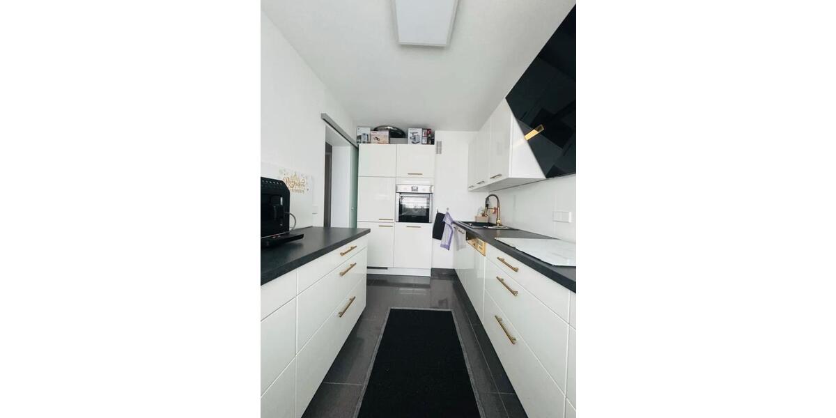 Mehrfamilienhaus, Wohnhaus Sindelfingen Sindelfingen (Stadt) - 3.5 Zimmer, 89 m&sup2;, 390.000&euro; | Angebot:25085453