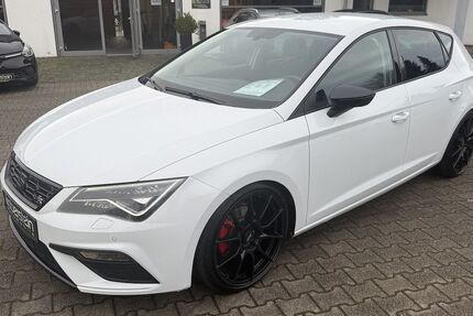 Seat Leon 103.000 km 15.900 € Schorndorf bei Stuttgart 73614