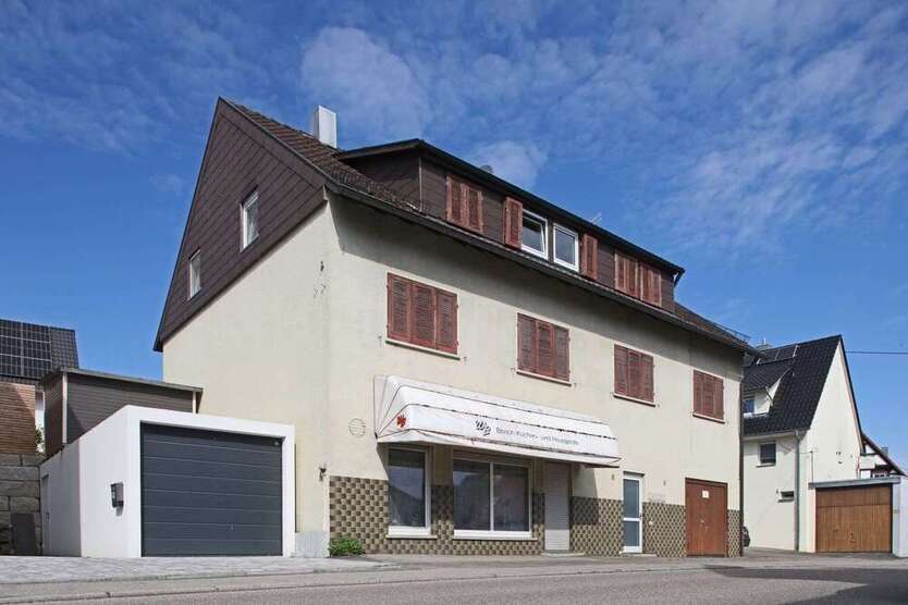 Haus zum Kaufen in Weissach i.T. 335.000 € 228 m²