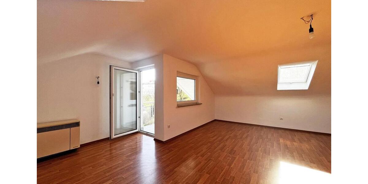 Dachgeschoßwohnung Ostfildern - 1.5 Zimmer, 39 m&sup2;, 695&euro; | Angebot:26235872