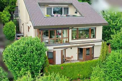Haus zum Kaufen in Leonberg 1.280.000 € 255 m²