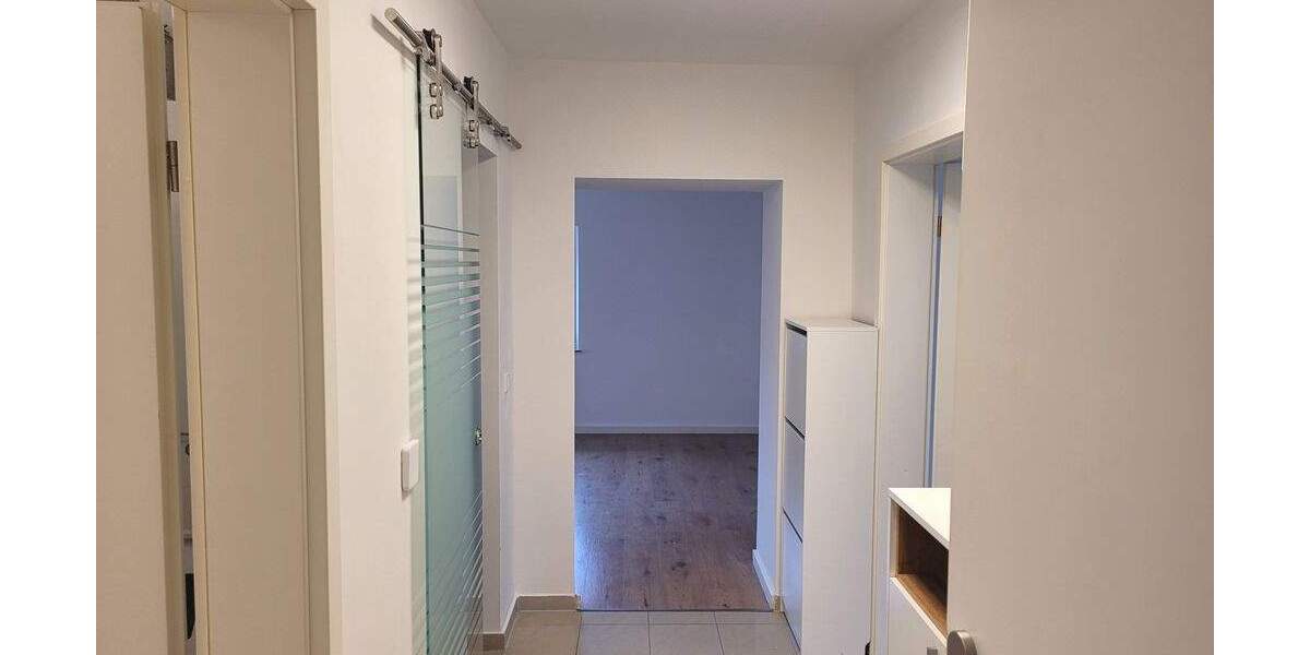 Etagenwohnung Stuttgart Obertürkheim - 3 Zimmer, 72 m&sup2;, 1.250&euro; | Angebot:26244592