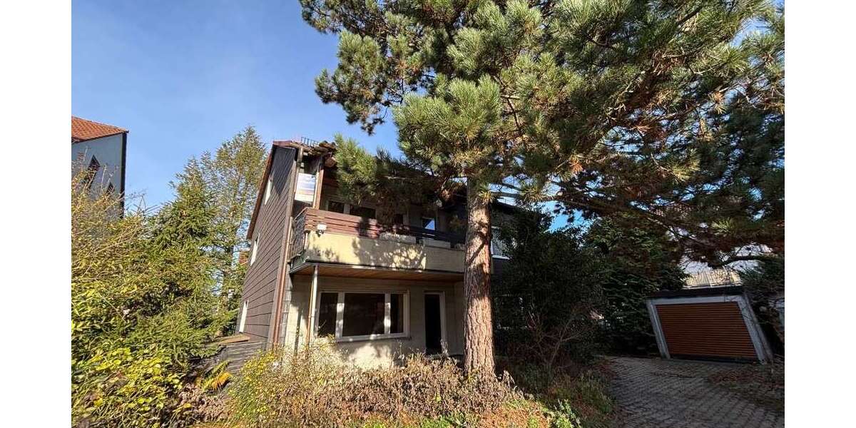 Einfamilienhaus Stuttgart Vaihingen - 8 Zimmer, 170 m&sup2;, 820.000&euro; | Angebot:24026047