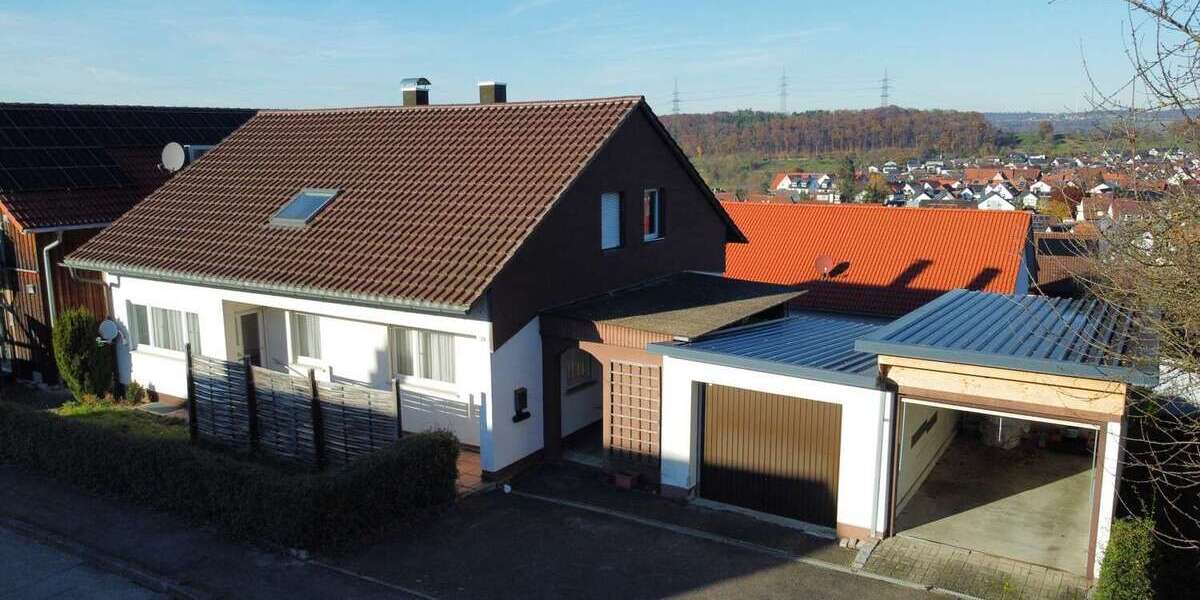 Haus zum Kaufen in Ebersbach an der Fils Roßwälden 335.000 € 136.29 m² 8 zimmer