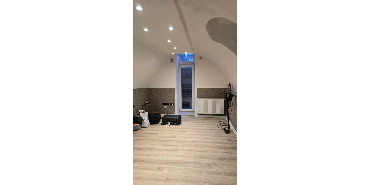 Erdgeschoßwohnung Stuttgart Bad Cannstatt - 2 Zimmer, 43 m&sup2;, 670&euro; | Angebot:25393852