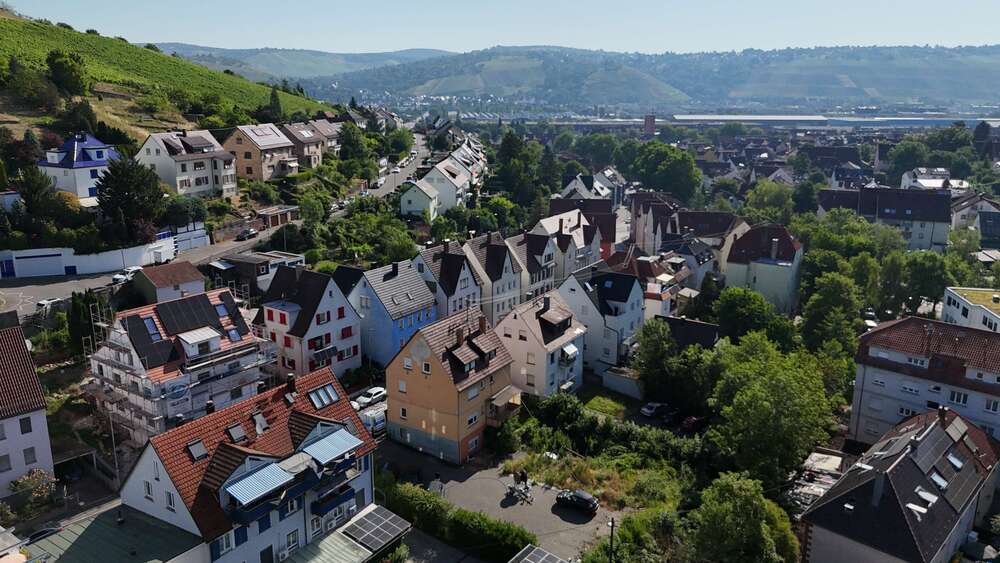 Einfamilienhaus Stuttgart Hedelfingen - 10 Zimmer, 227 m&sup2;, 948.000&euro; | Angebot:27072644