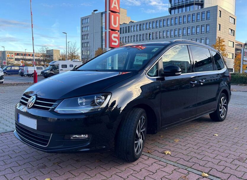 VW Sharan 98.700 km 21.000 € Stuttgart 70469