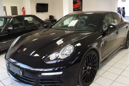Porsche Panamera 135.000 km 33.999 &euro; Metzingen 72555
