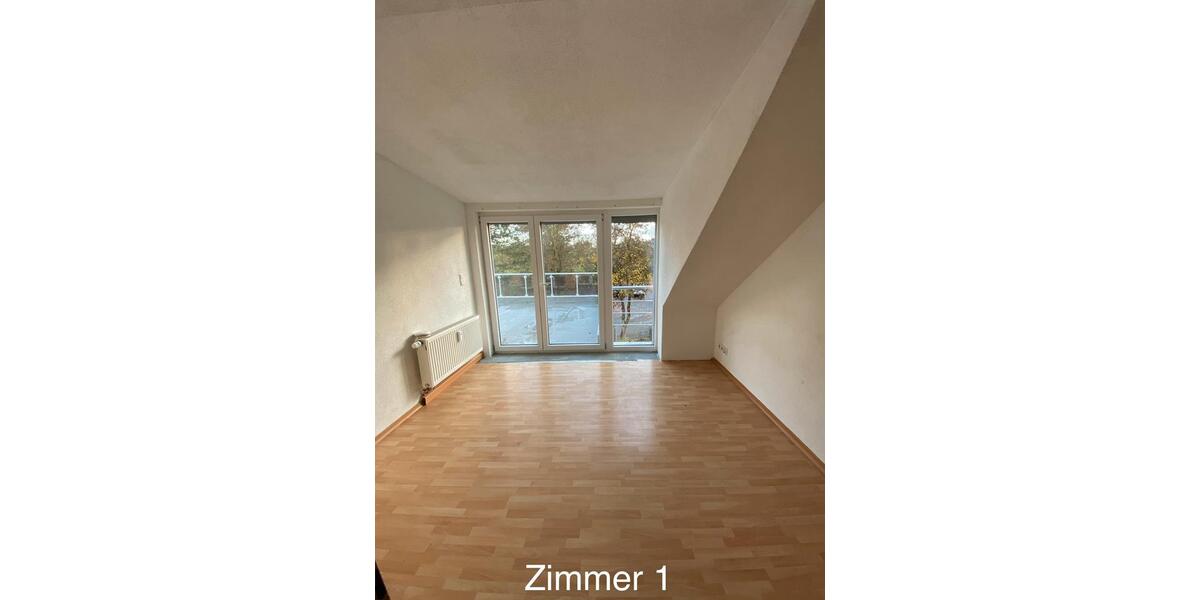 Etagenwohnung Böblingen Dagersheim - 4 Zimmer, 98 m&sup2;, 1.200&euro; | Angebot:26563751