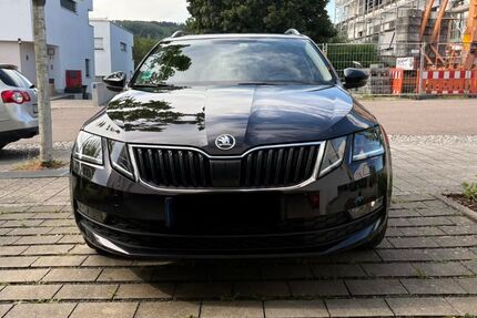 Skoda Octavia 106.000 km 13.099 &euro; Esslingen am Neckar 73728