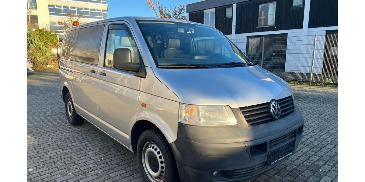 VW T5 Transporter 135.000 km 9.999 € Ditzingen 71254