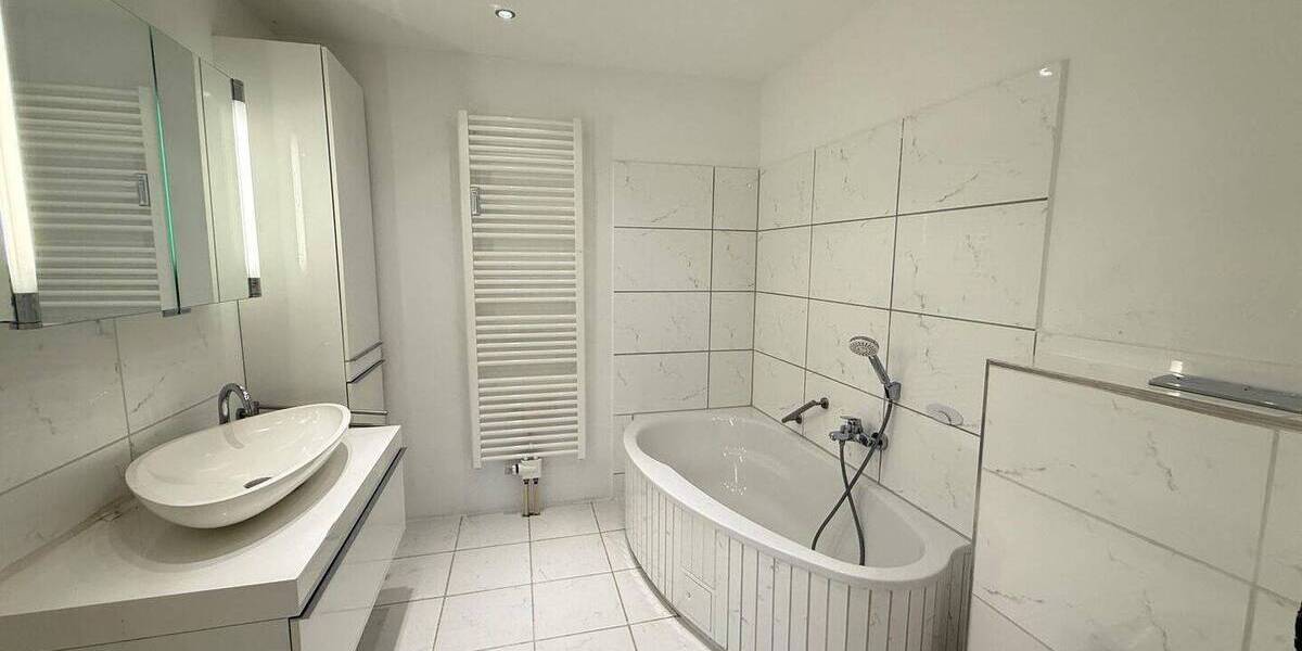 Etagenwohnung Leonberg Eltingen - 4 Zimmer, 128 m&sup2;, 425.000&euro; | Angebot:26208428