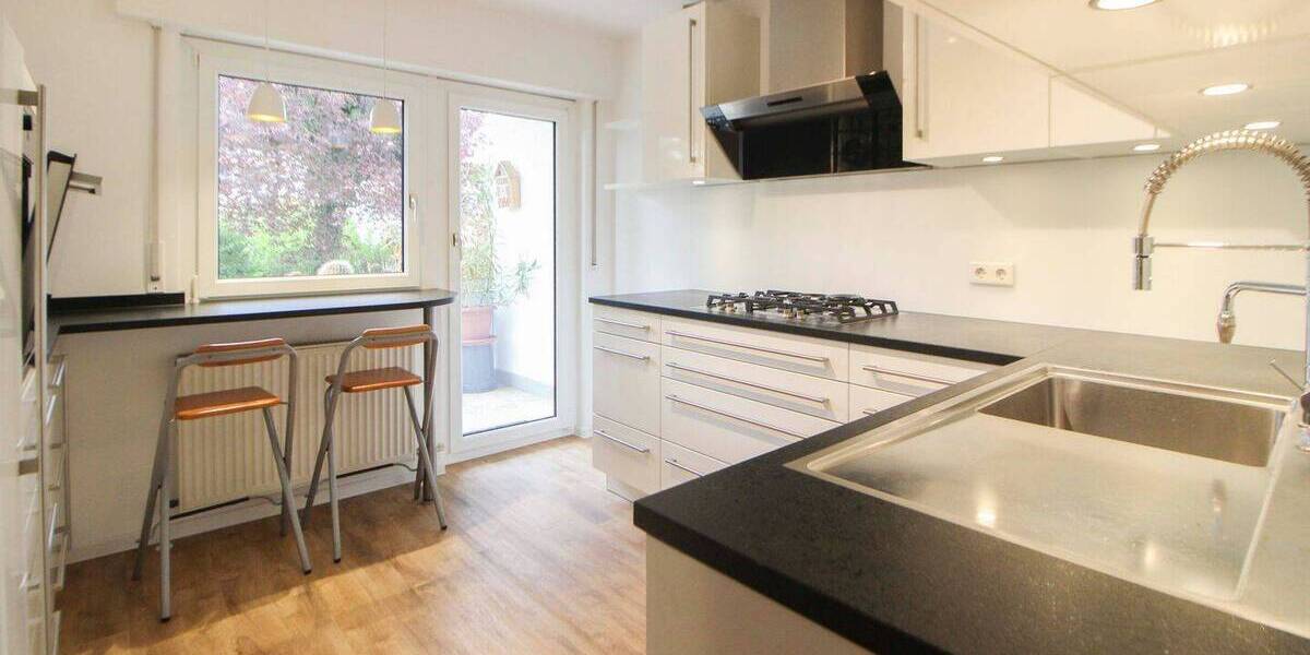 Reihenmittelhaus Stuttgart Steckfeld - 9 Zimmer, 208 m&sup2;, 765.000&euro; | Angebot:26319304