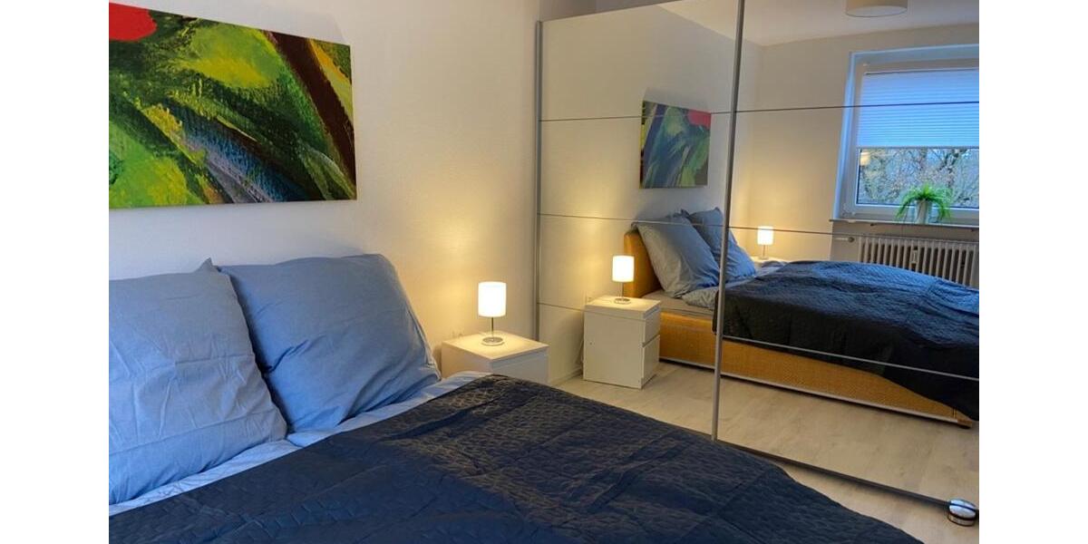 Dachgeschoßwohnung Sindelfingen Sindelfingen (Stadt) - 2 Zimmer, 50 m&sup2;, 1.200&euro; | Angebot:25381272