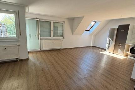 Wohnung Ebersbach an der Fils - 3.5 Zimmer, 82 m&sup2;, 270.000&euro; | Angebot:24892426