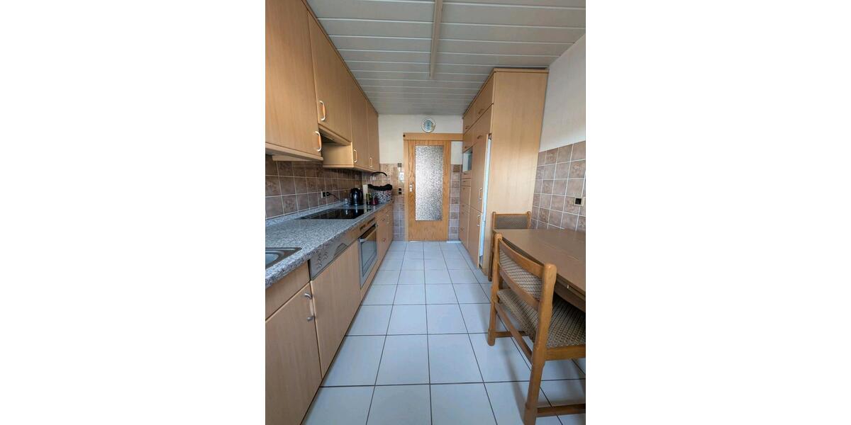 Hochparterre Gerlingen - 4 Zimmer, 88 m&sup2;, 329.000&euro; | Angebot:26704122