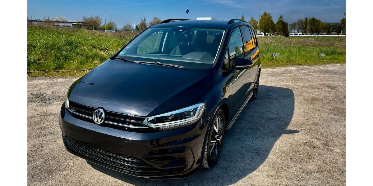 VW Touran 62.435 km 28.189 &euro; Ostfildern 73760