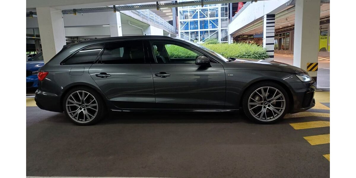 Audi A4 166.000 km 19.900 &euro; Esslingen am Neckar 73733