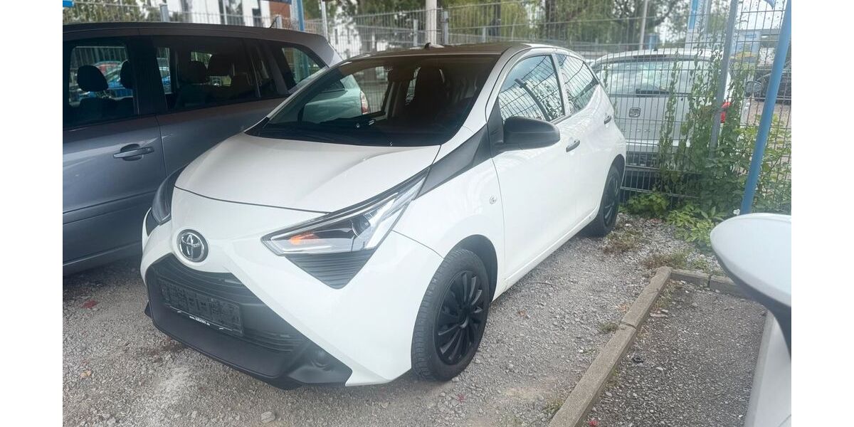 Toyota Aygo (X) 84.800 km 7.990 € Sindelfingen 71065