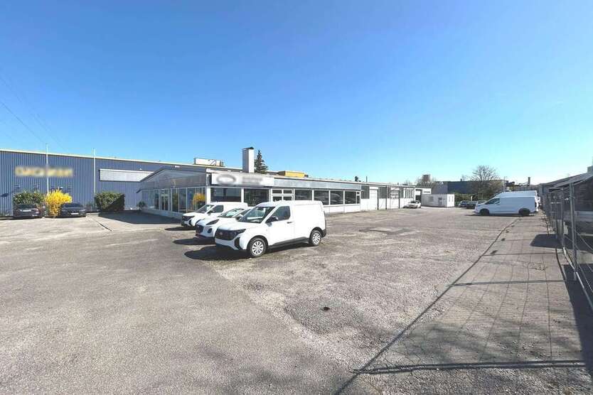Halle in Kornwestheim 2.300.000 € 1290 m²