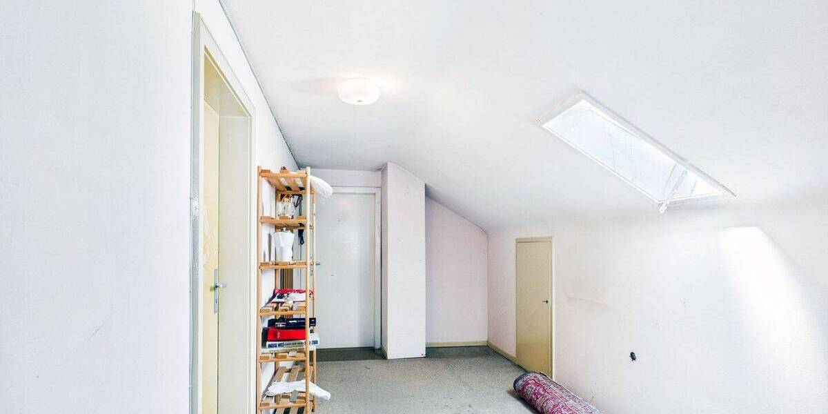 Mehrfamilienhaus, Wohnhaus Esslingen am Neckar Hegensberg - 1 Zimmer, 273 m&sup2;, 820.000&euro; | Angebot:26879143