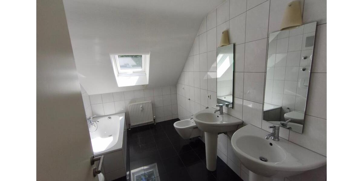 Maisonettenwohnung Stuttgart Vaihingen - 3.5 Zimmer, 141 m&sup2;, 640.000&euro; | Angebot:26991868