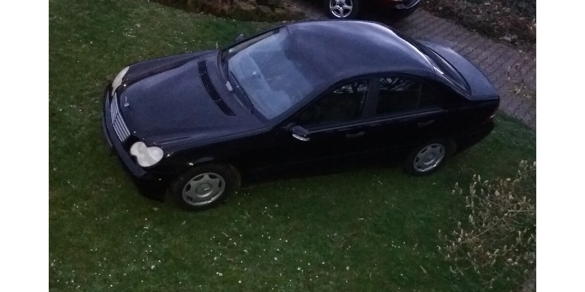 Mercedes-Benz C 180 200.000 km 1.999 &euro; Besigheim 74354