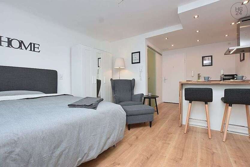 Wohnung zum Mieten in Stuttgart 1.290 € 32 m²