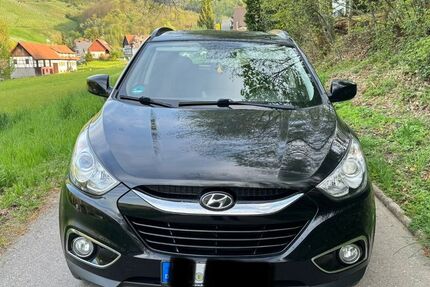 Hyundai ix35 164.000 km 6.400 &euro; Sasbachwalden 77887