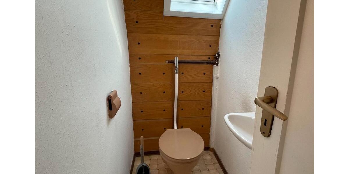 Dachgeschoßwohnung Stuttgart Vaihingen - 2.5 Zimmer, 75 m&sup2;, 720&euro; | Angebot:26409984