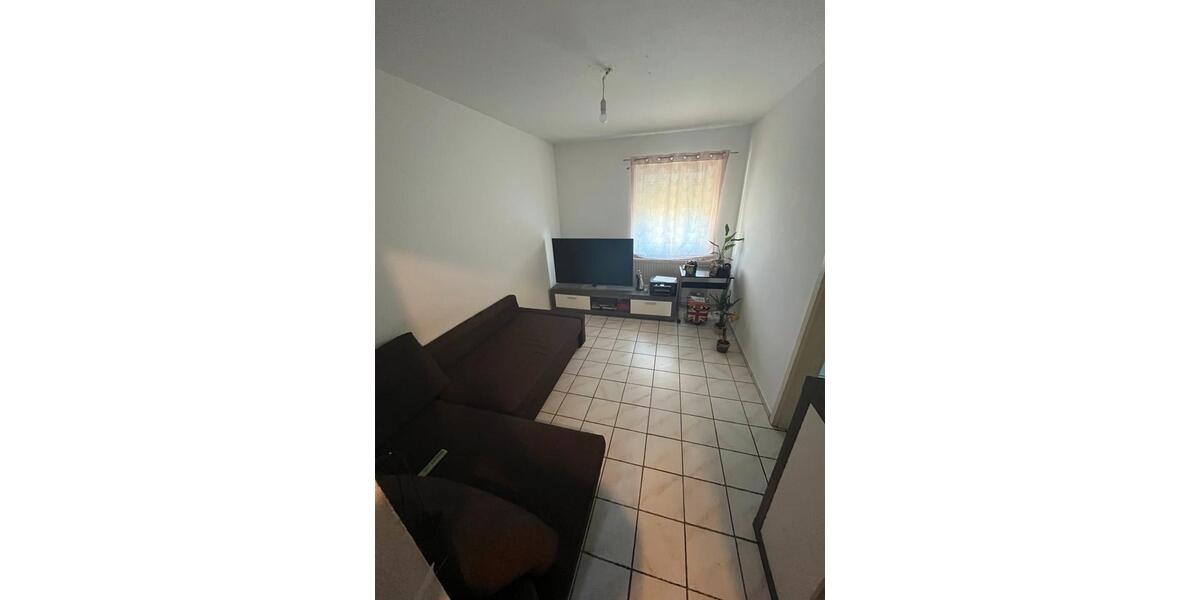 Etagenwohnung Stuttgart Zuffenhausen - 2 Zimmer, 39 m&sup2;, 860&euro; | Angebot:26288265