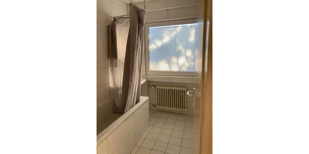 Ruhig und grün mit großem Balkon 3 zimmer