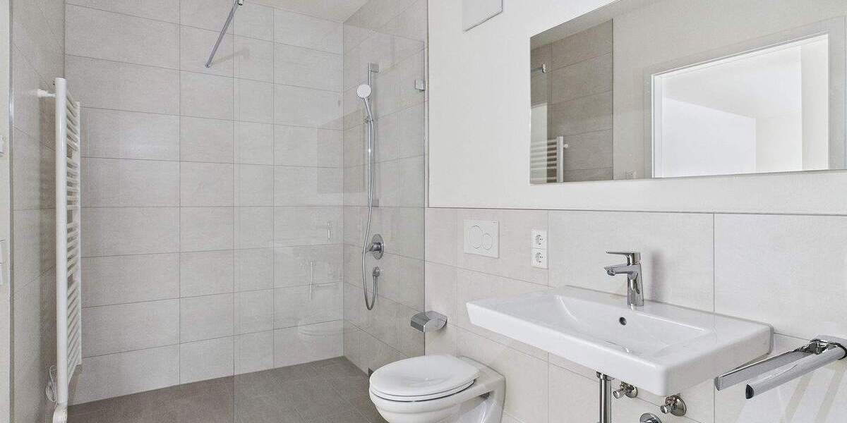 Etagenwohnung Sindelfingen Ost - 2 Zimmer, 73 m&sup2;, 1.360&euro; | Angebot:24029476